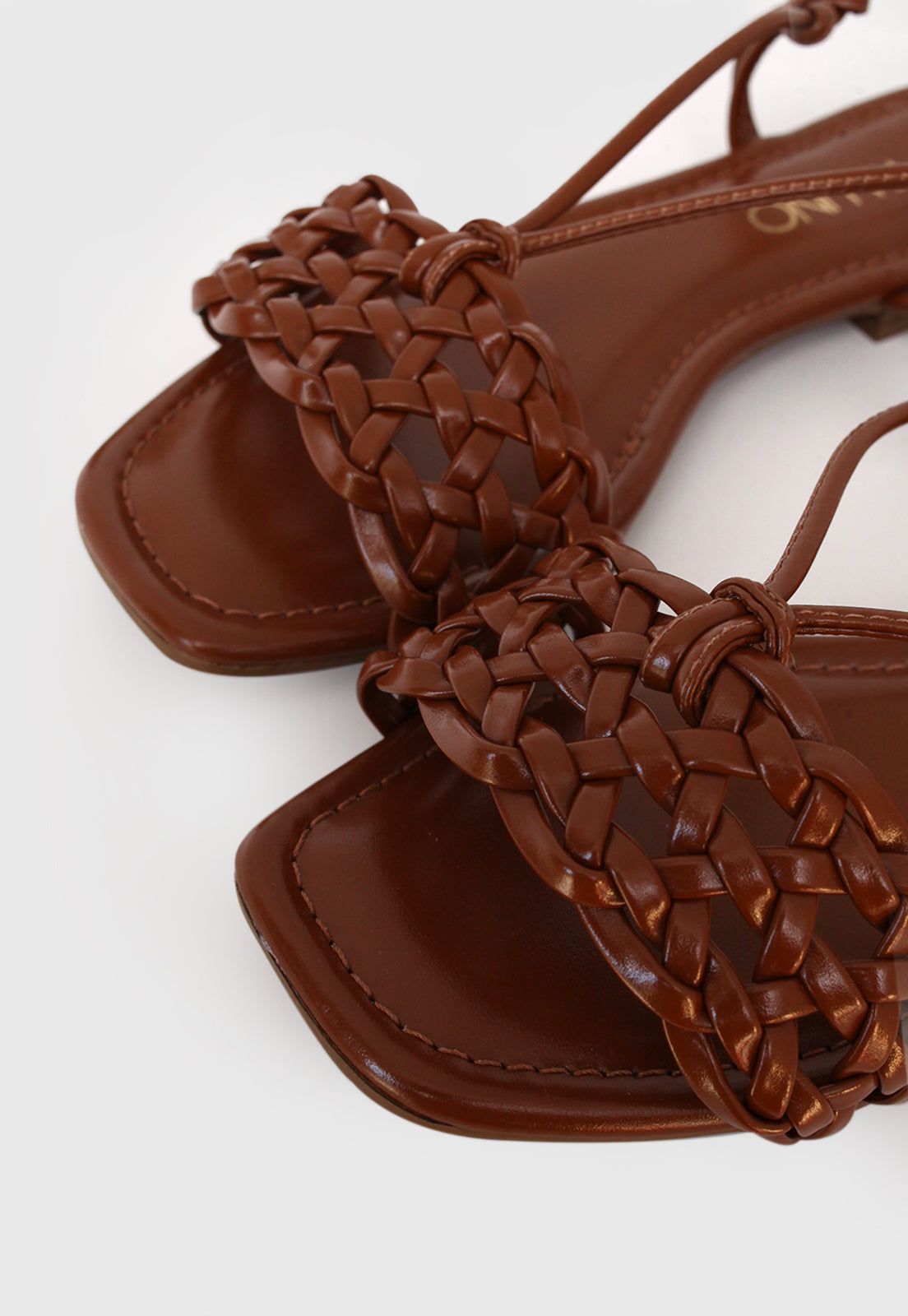 Rasteira Flat 860083 Napa Rock Caramelo