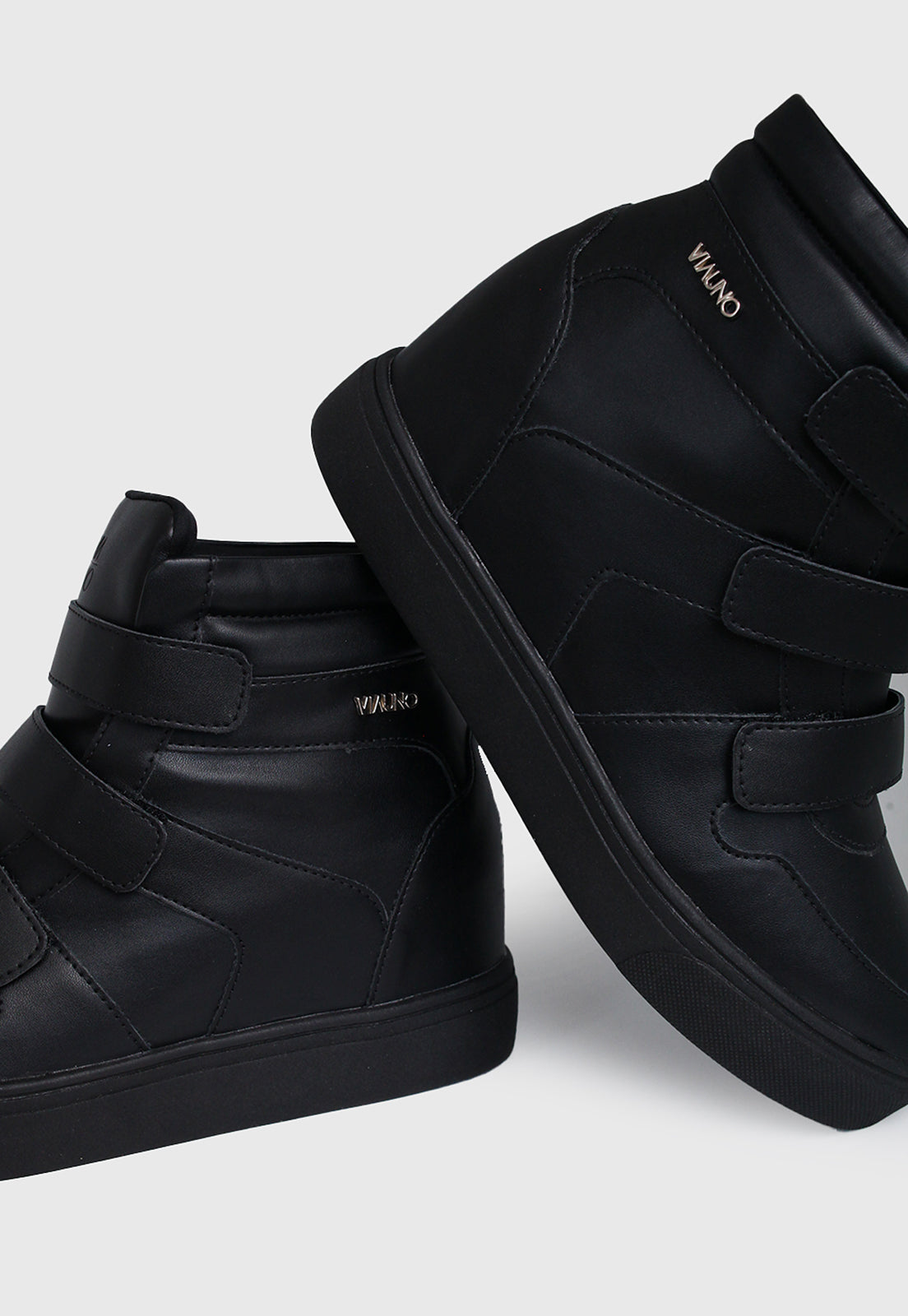 Tenis 960001 Mestiço Preto