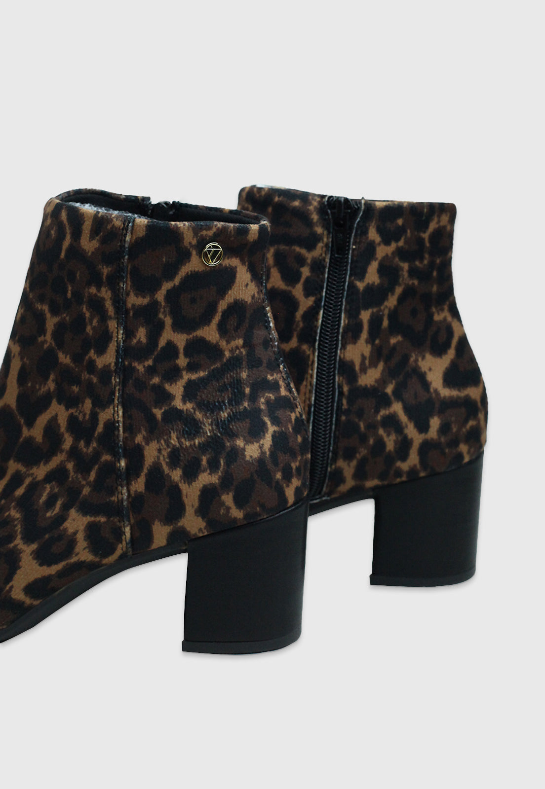 Bota Cano Curto 172054 Suede Onça