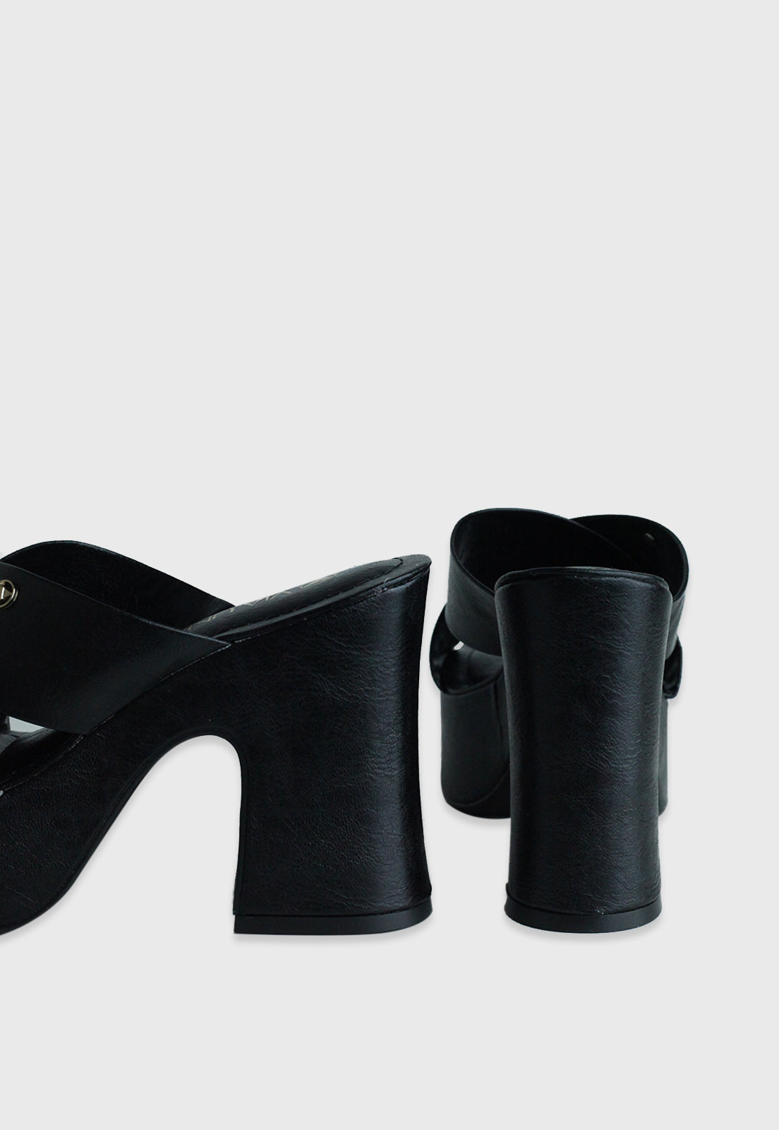 Tamanco Alto 645039 Napa Destroyed Preto