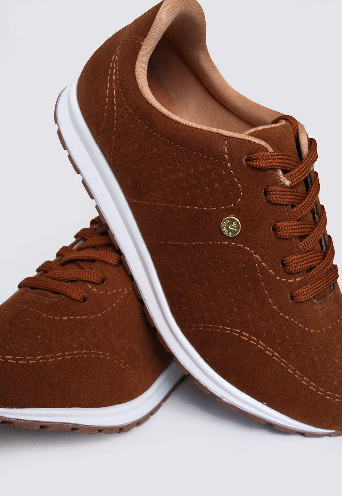Tenis 701001 Camurça Caramelo