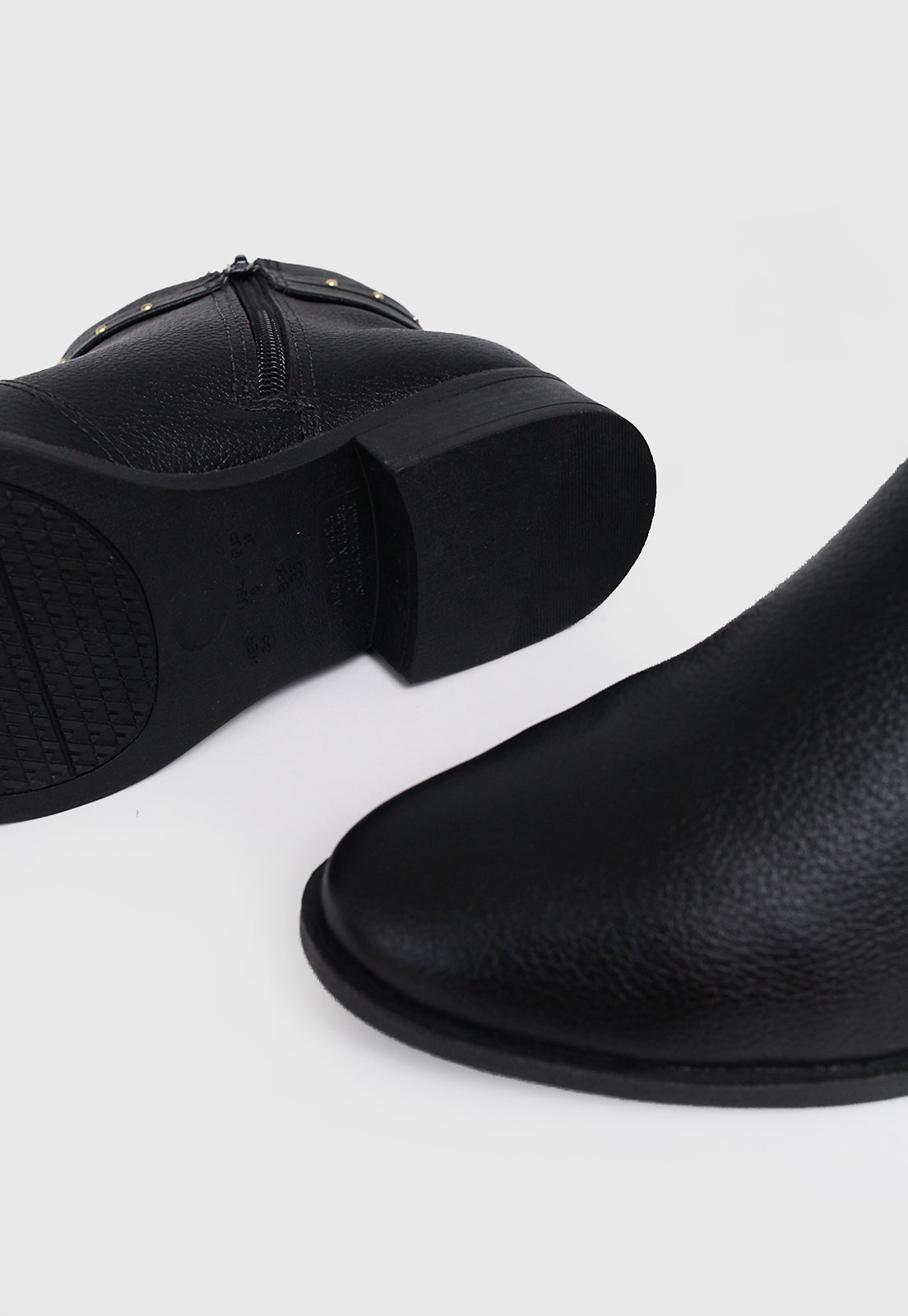 Bota Cano Curto 708041 Couro Preto