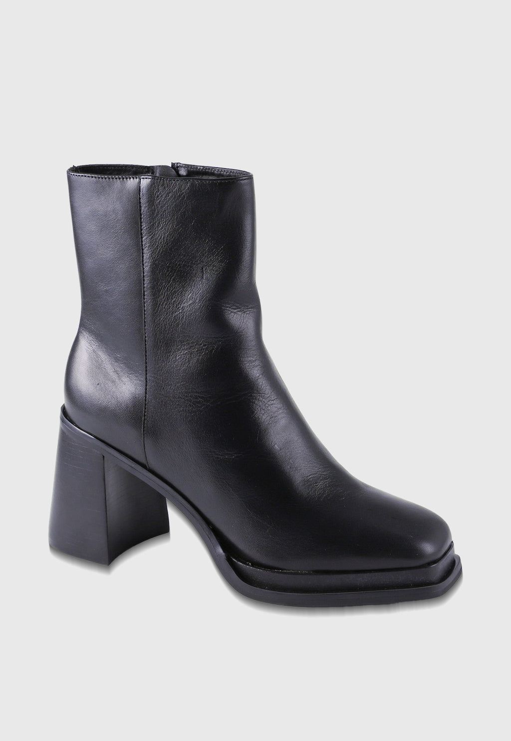 Bota Cano Curto Couro Minelli Paris RV-MNLL04 Preta