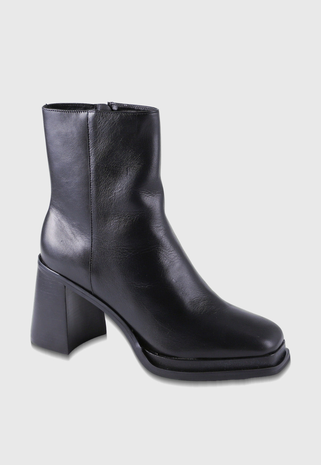 Bota Cano Curto Couro Minelli Paris RV-MNLL04 Preta
