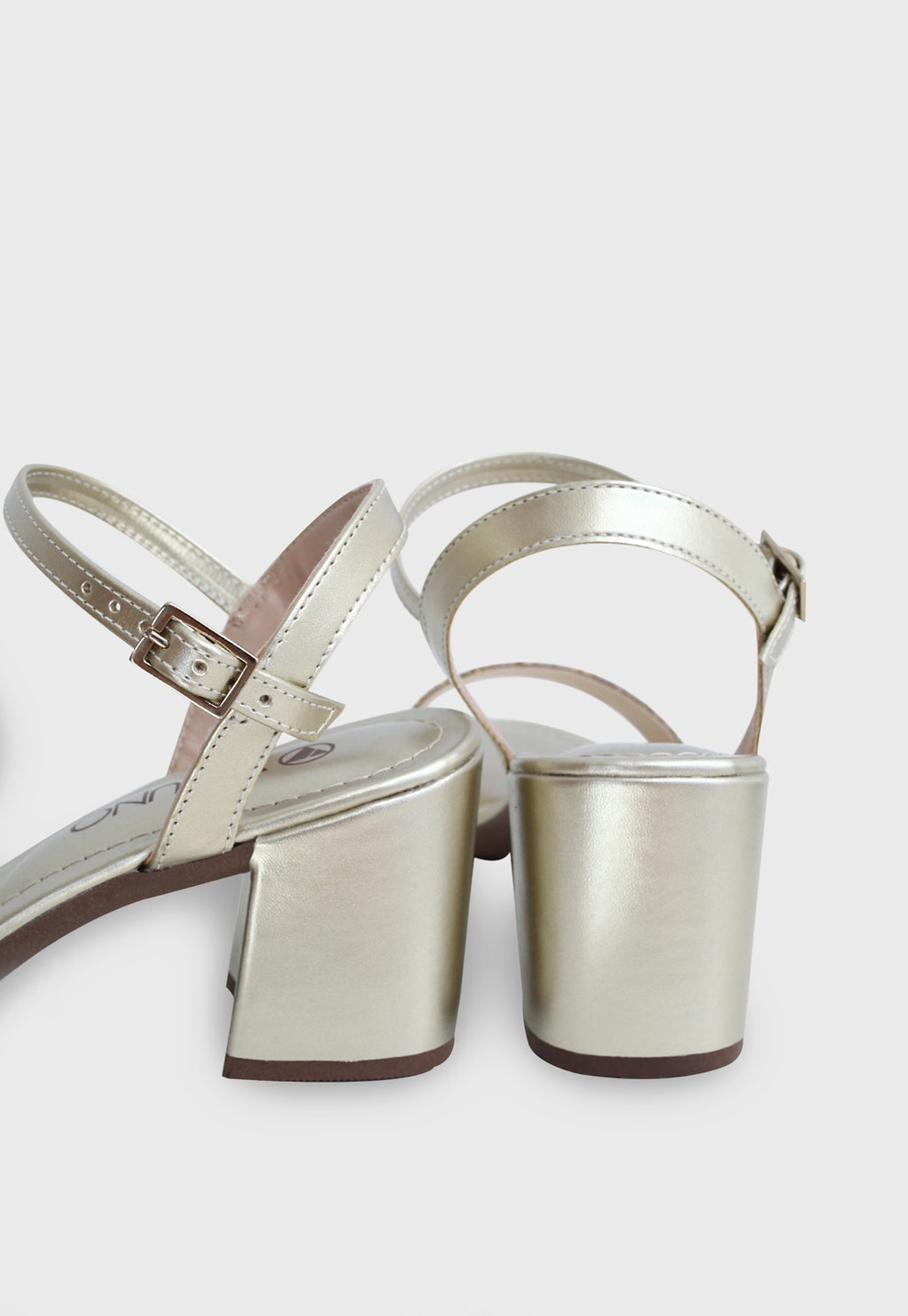 Sandalia Salto Medio 858030 Elegance Ouro Light