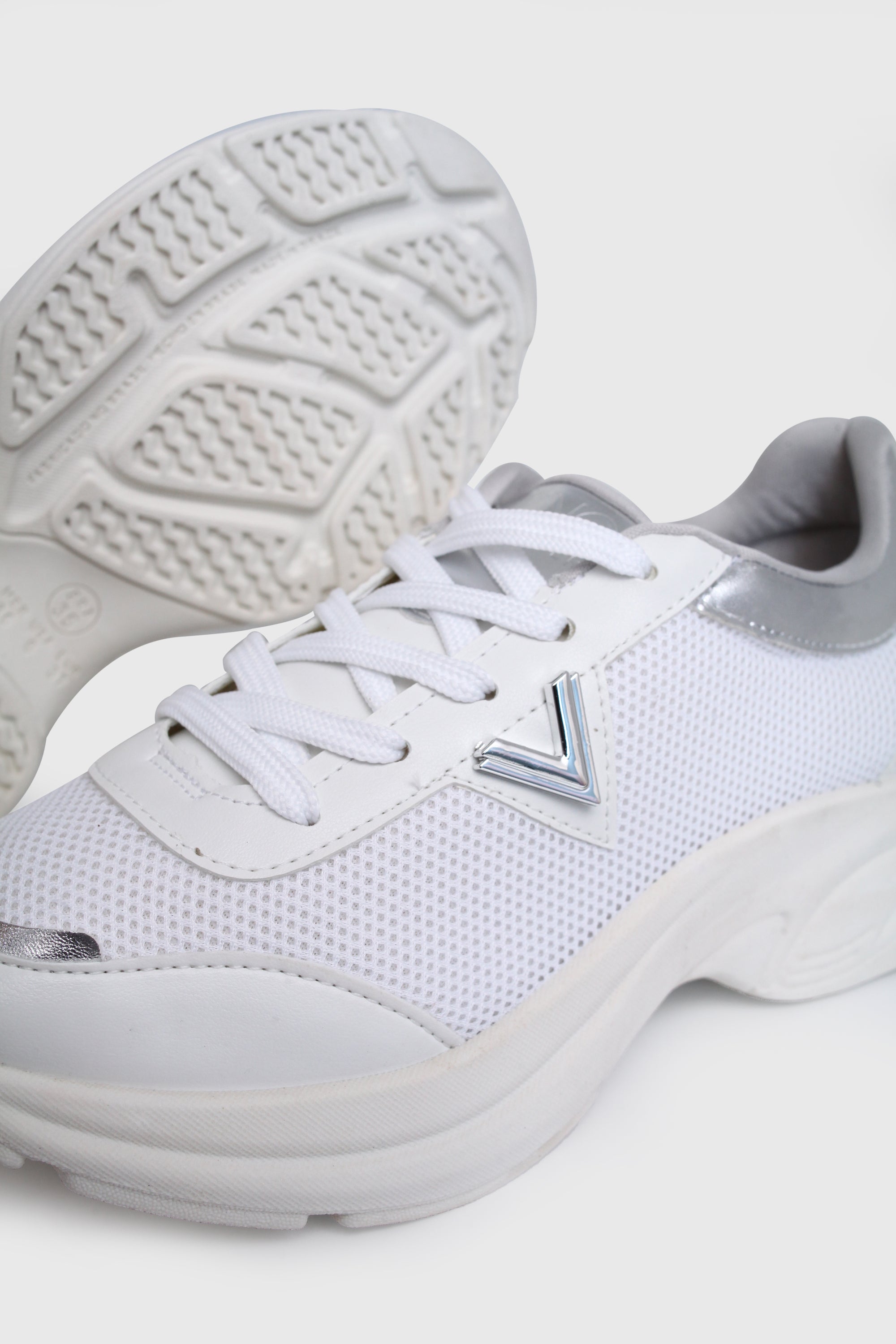 Tenis 914005 Tela Favo Branco