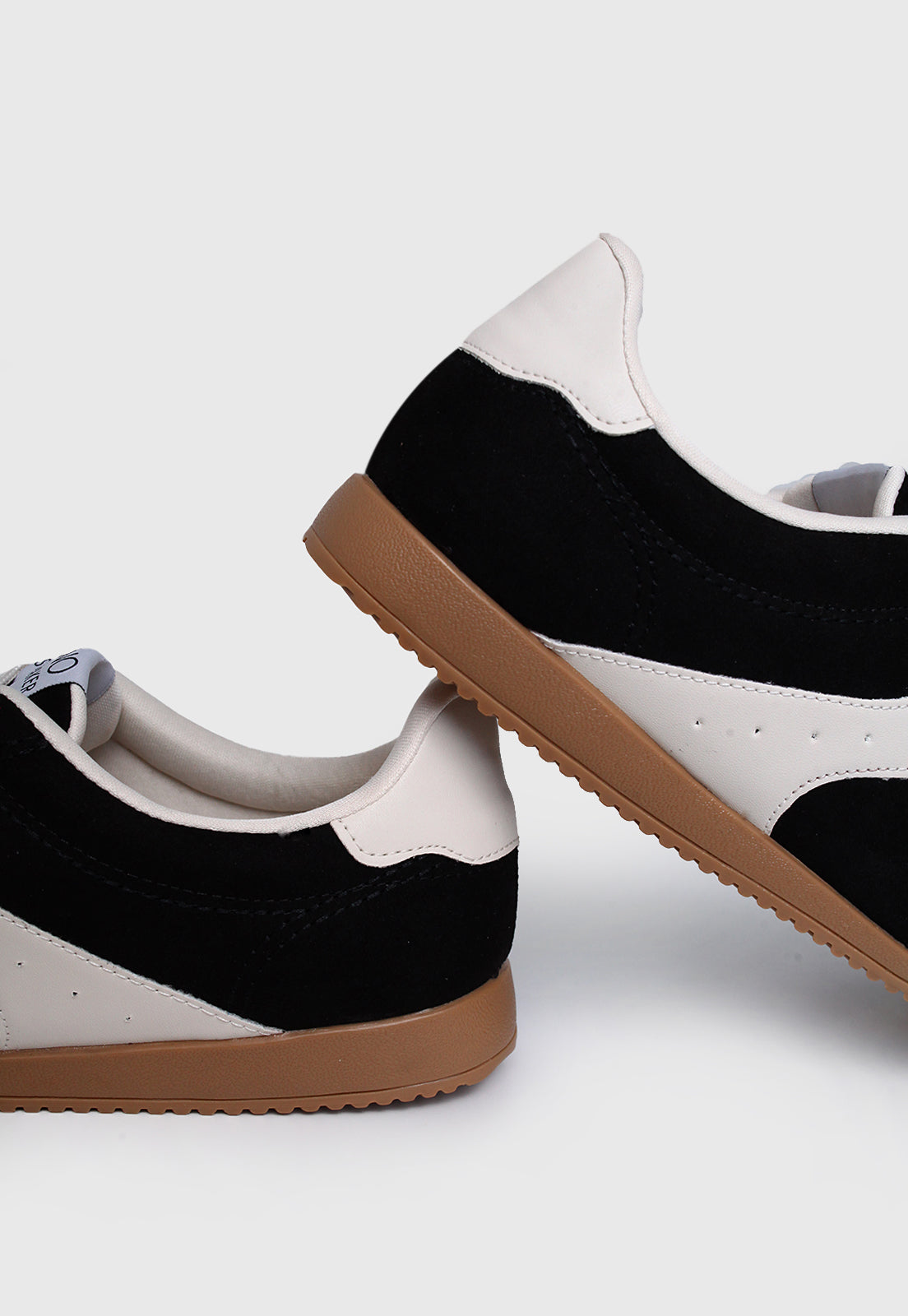 Tenis 915007 Camurça Preto