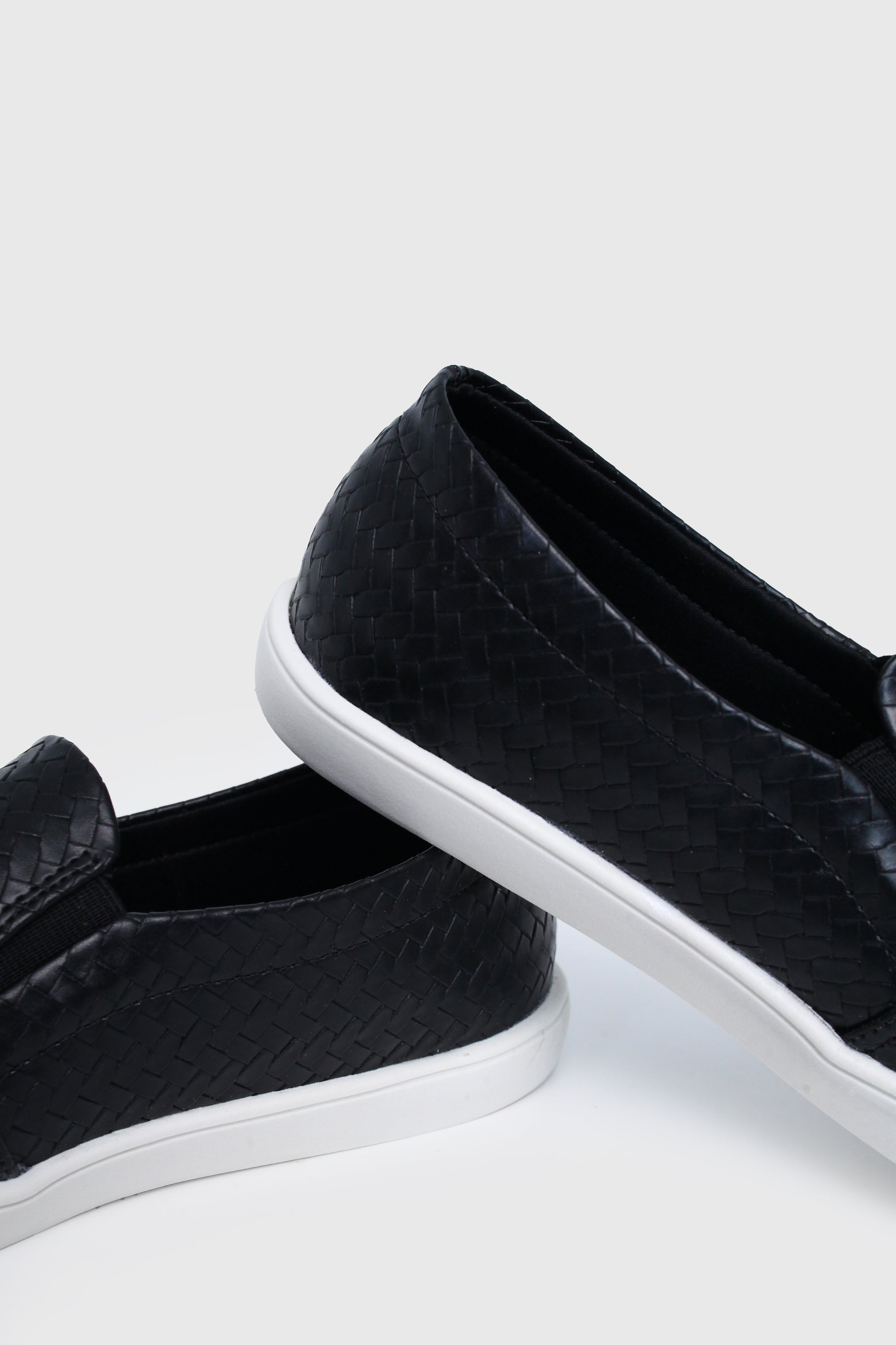 Tenis 930001 Mestiço Preto
