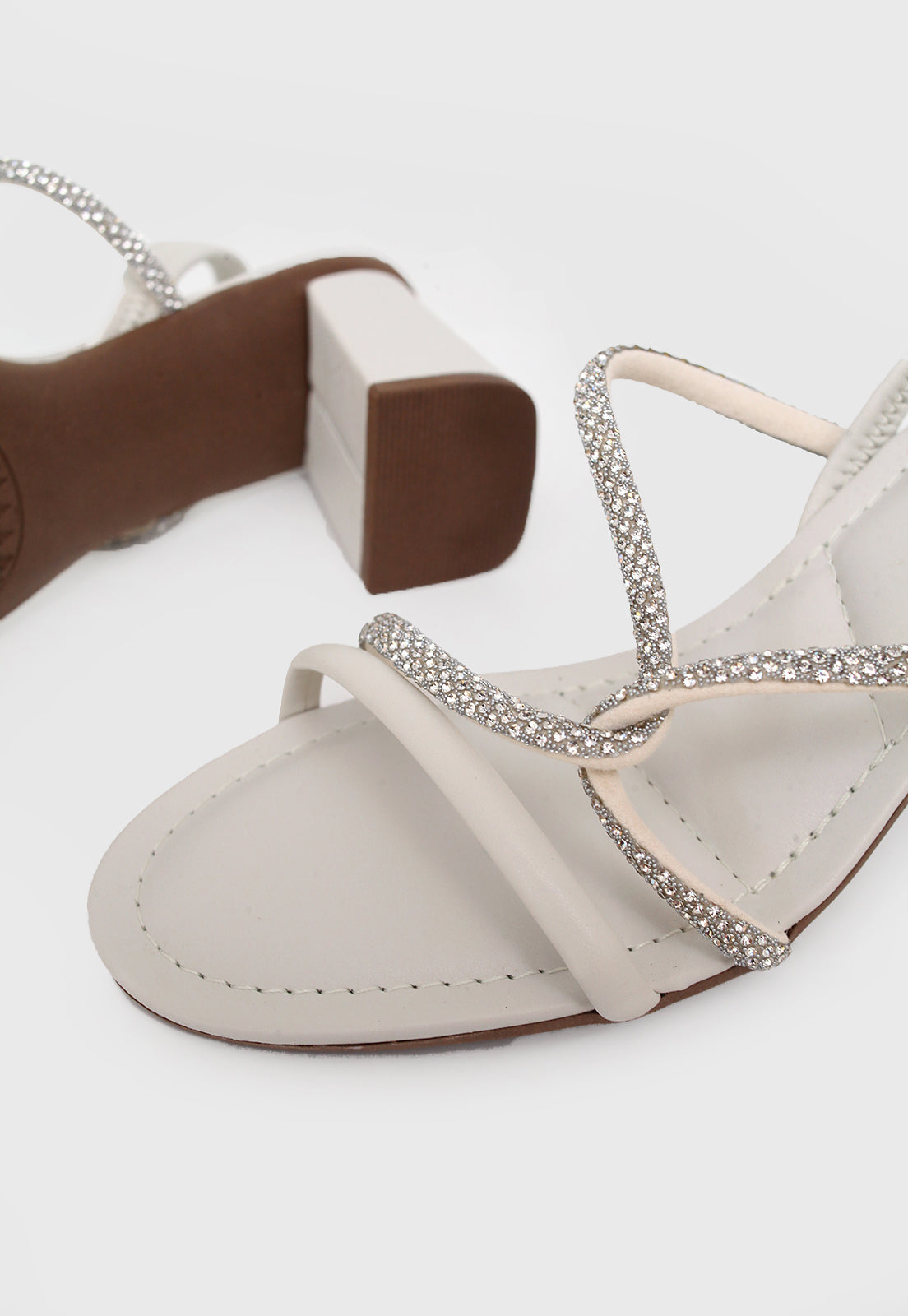 Sandalia Salto Medio 942005 Mestiço Off White