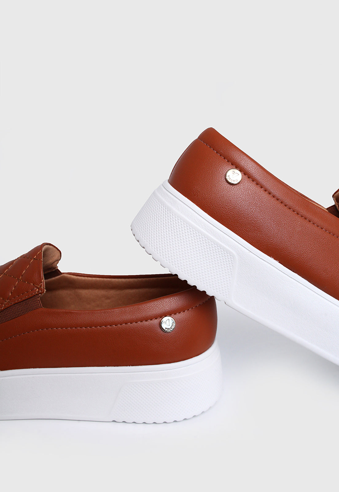 Tenis 945001 Mestiço Nozes