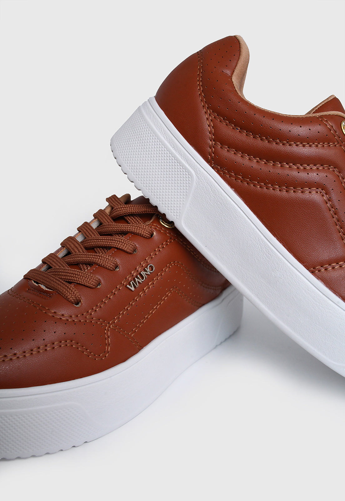 Tenis 945002 Mestiço Nozes