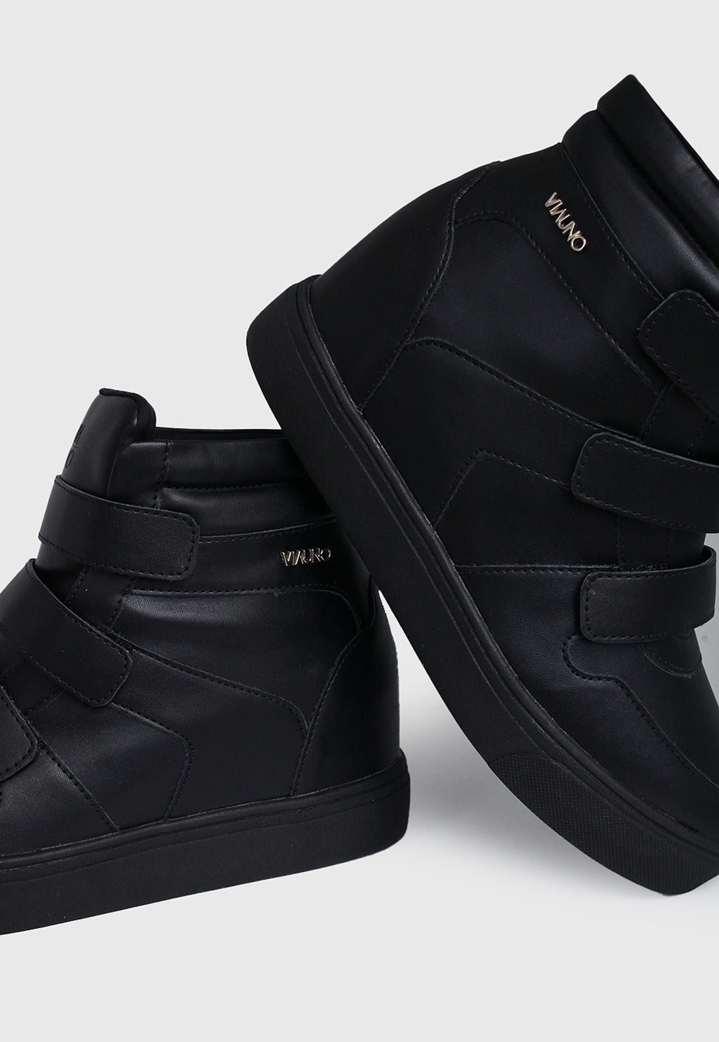 Tenis 960001 Mestiço Preto