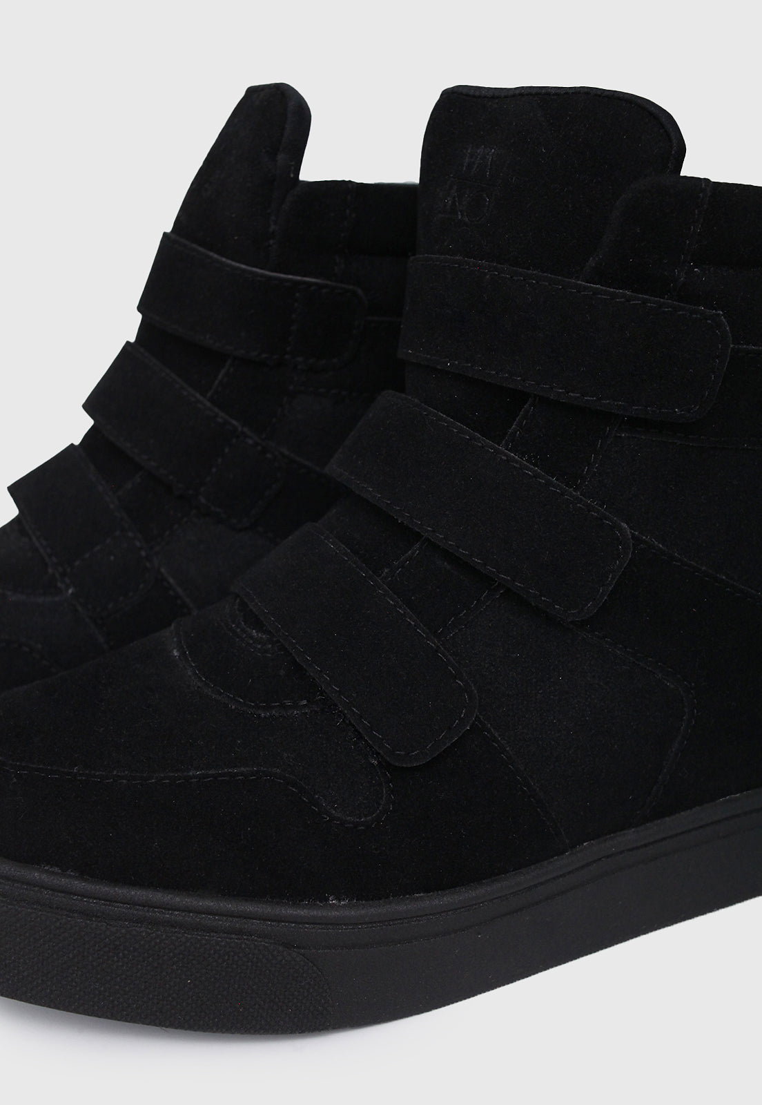 Tenis 960001 Camurça Preto