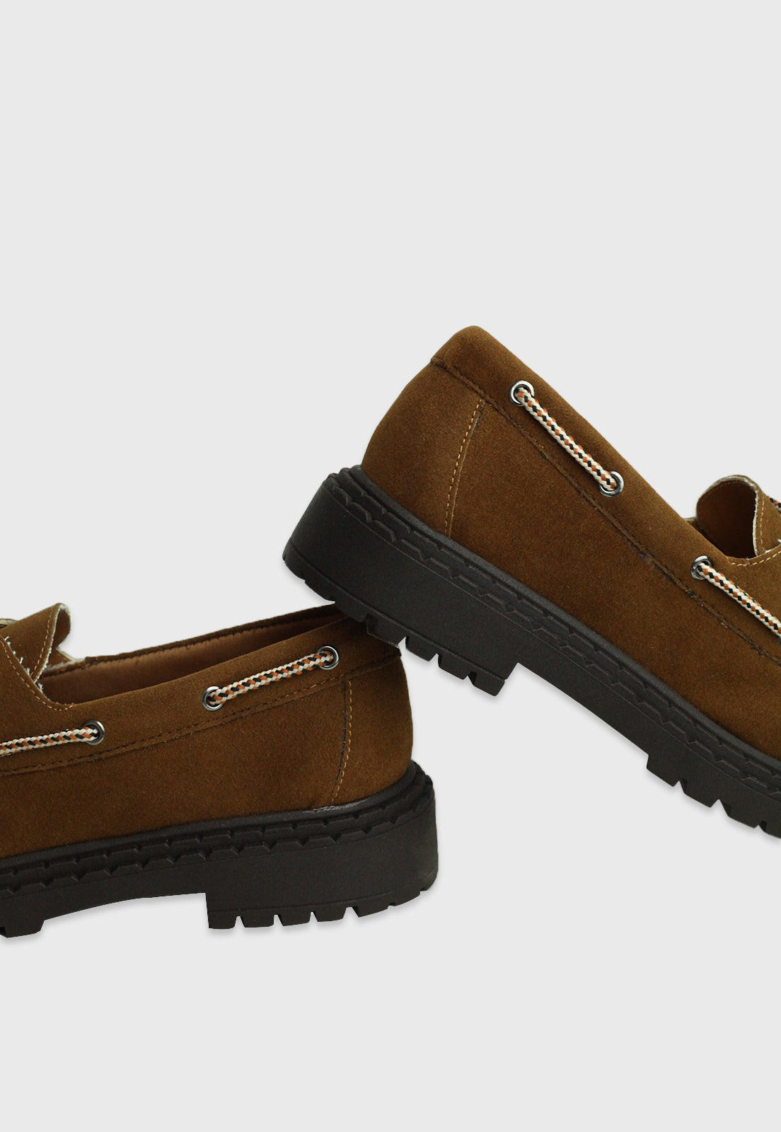 Loafer 995002 Camurça Caramelo