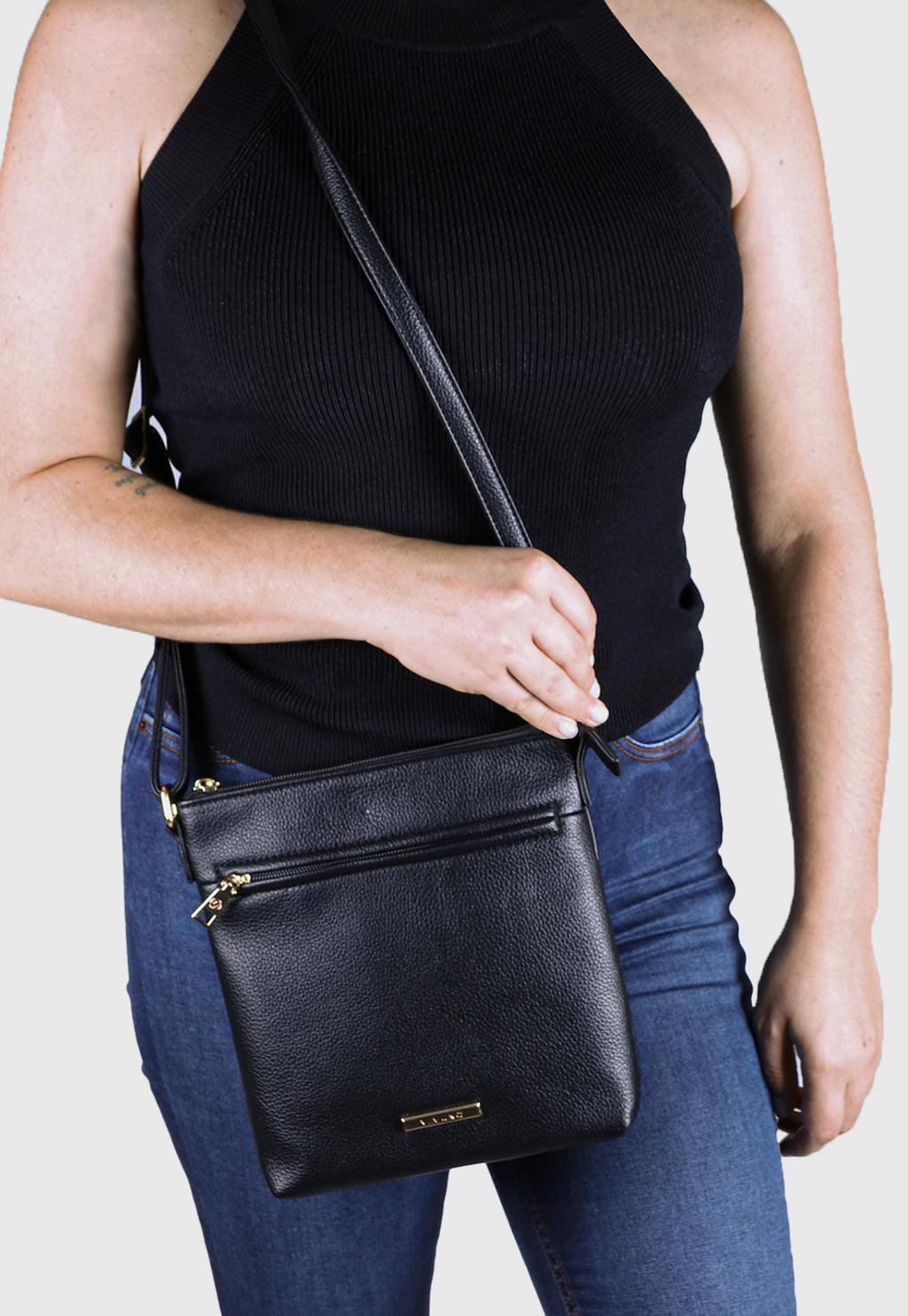 Bolsa Tiracolo VU2605 cor Preto