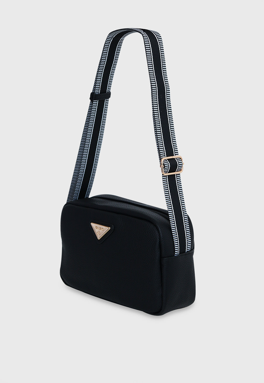 Bolsa Tiracolo VU2581 cor Preto Minimal