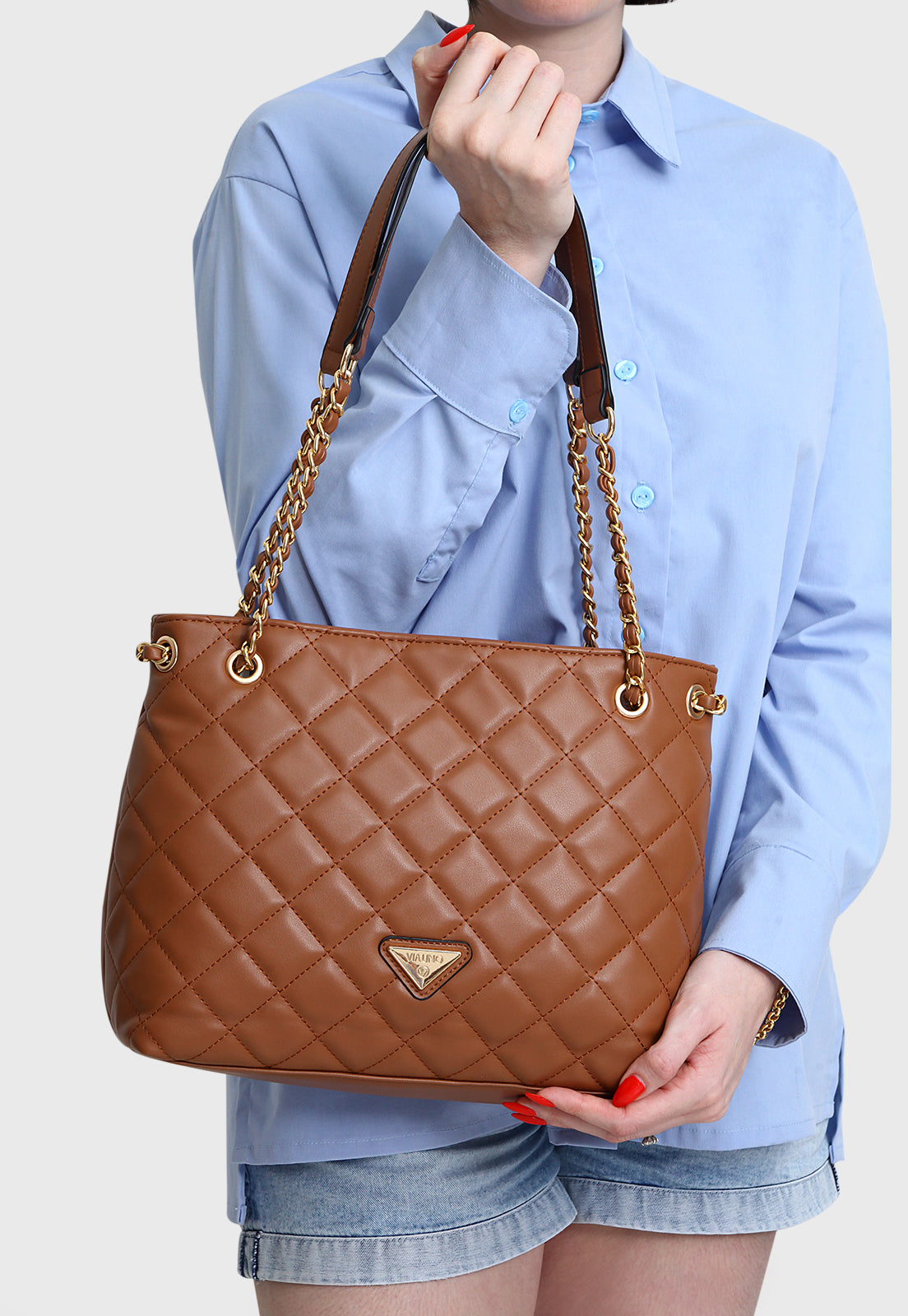 Bolsa Shoulder VU2592 cor Sella Matelassê com Corrente