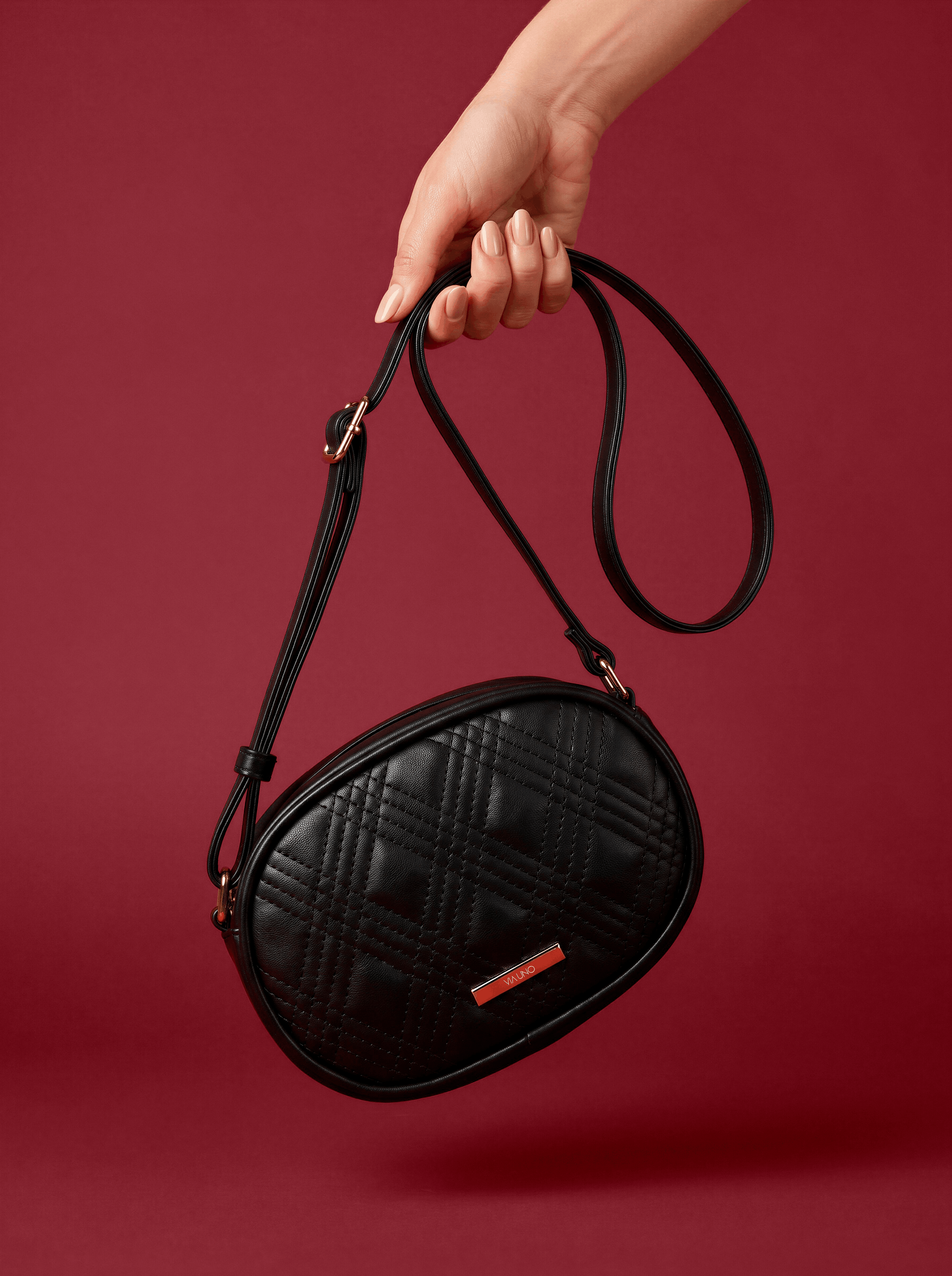 Bolsa Tiracolo VU2576 cor Preto Metalassê